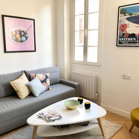 Charming And Modernly Designed 2 Bedroom - Old Town Antibes Exterior photo